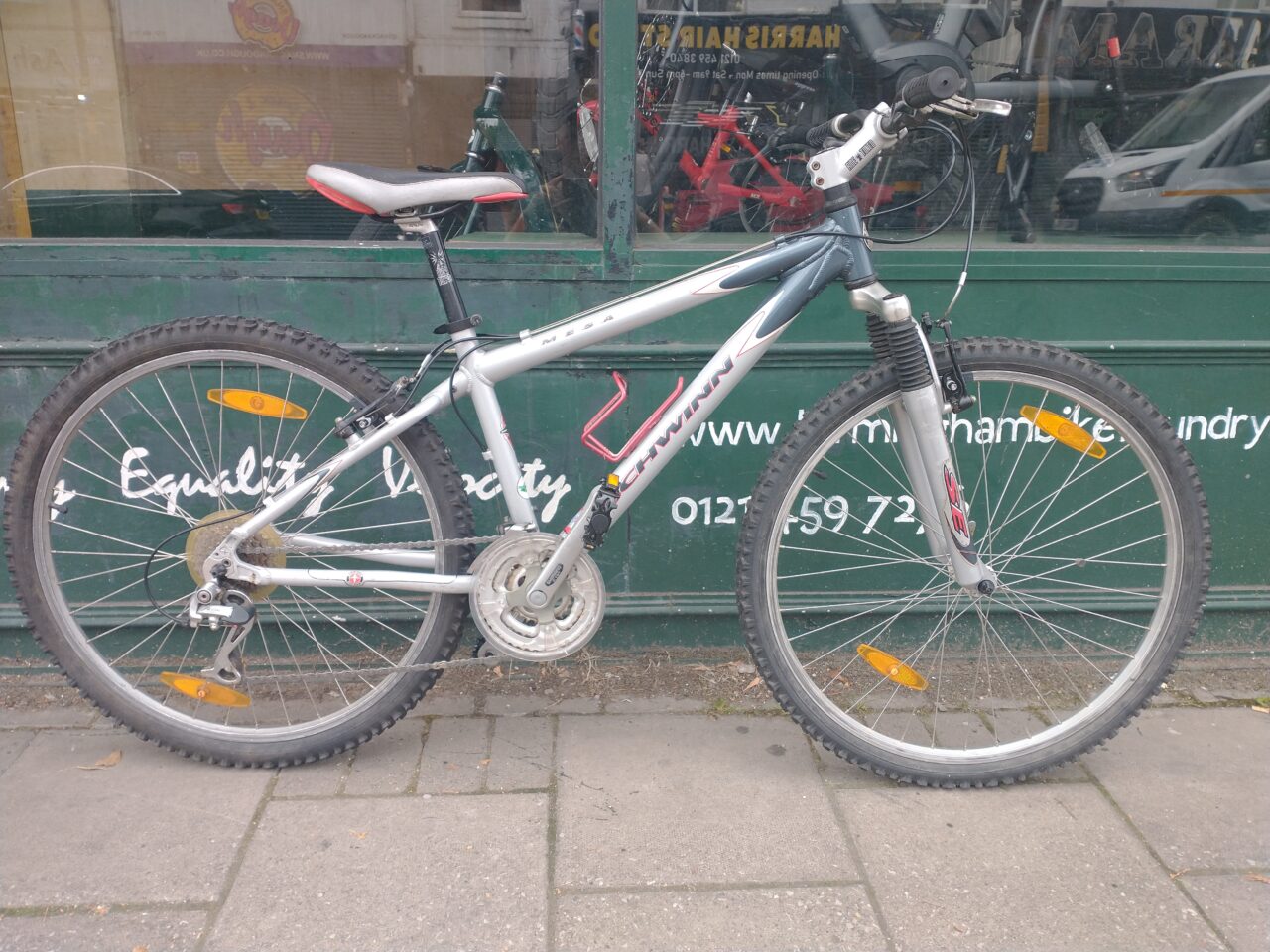 schwinn mesa bicycle